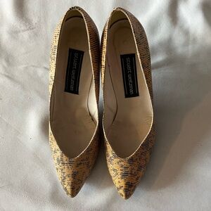 Stuart Weitzman women’s snakeskin heels size 8.5